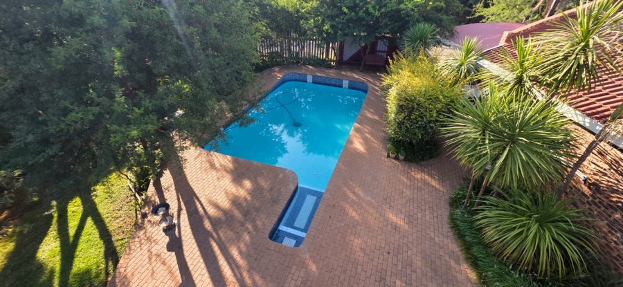 5 Bedroom Property for Sale in Wilkoppies North West